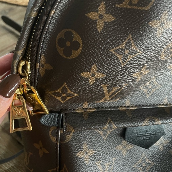 Louis Vuitton palm spring pm AUTHENTIC (used) - Picture 9 of 9
